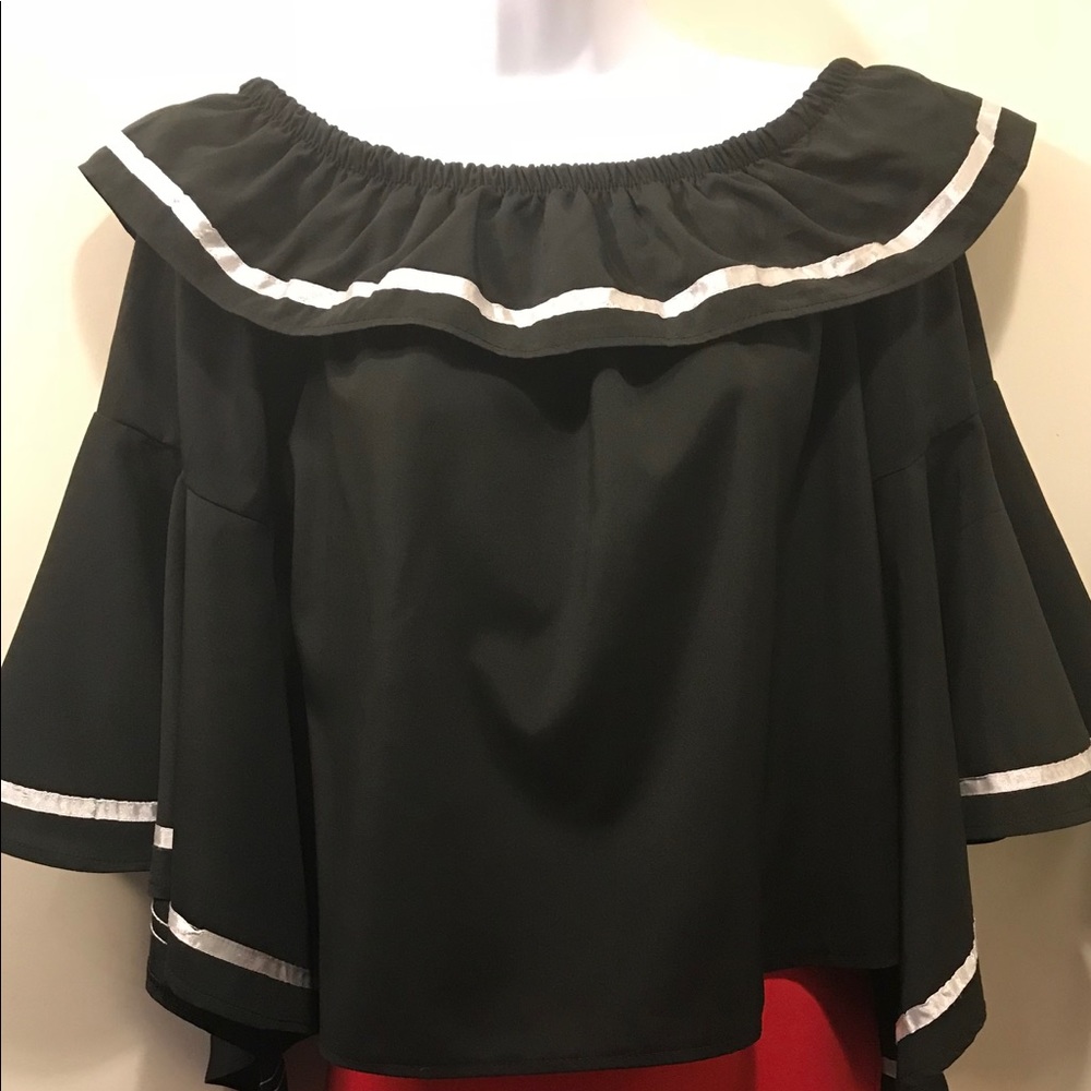 Ruffle Long-Sleeve Blouse, M